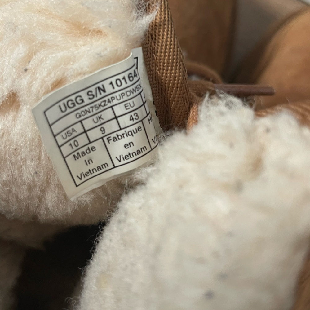 Ugg Harkley Chestnut Suede Shearling Lined Lace-U… - image 5